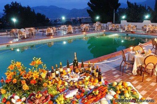 Hotel Azzolini Villagrazia Di Carini Ανέσεις φωτογραφία